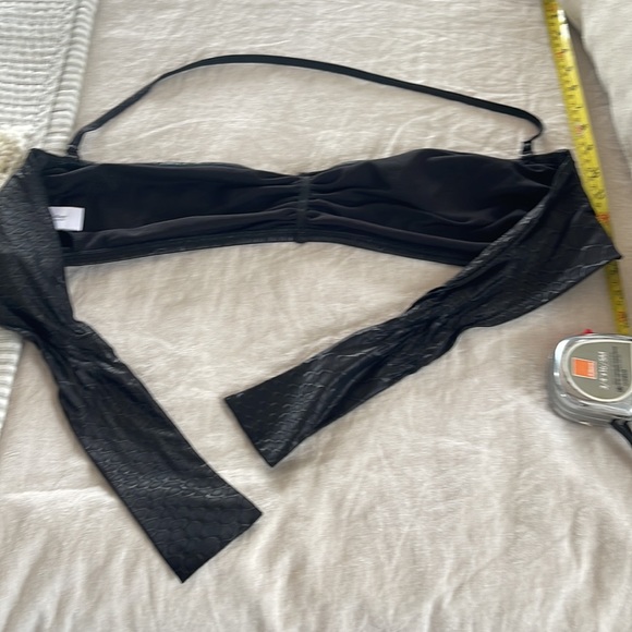 Skull Bikini Top - Picture 5 of 7